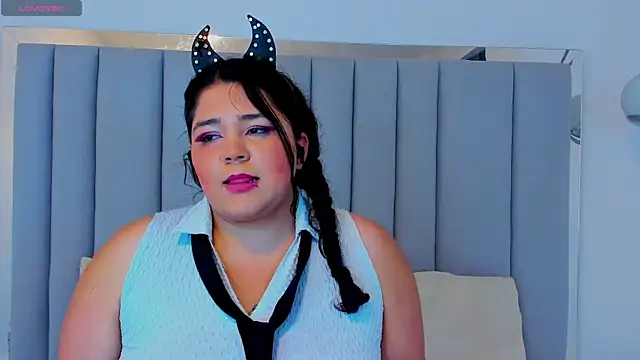 Lilith_Aliany_'s cam snapshot