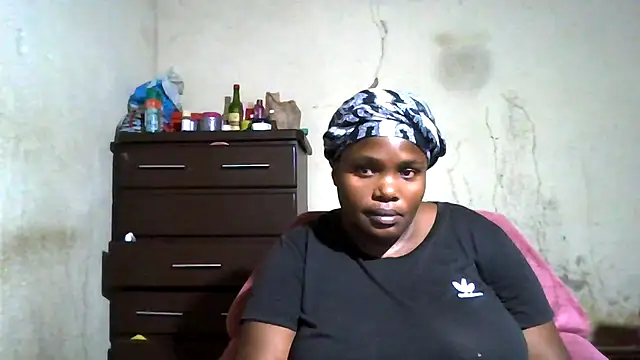 sexybigboobz's cam snapshot