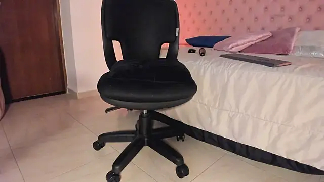 Dapnne_'s cam snapshot