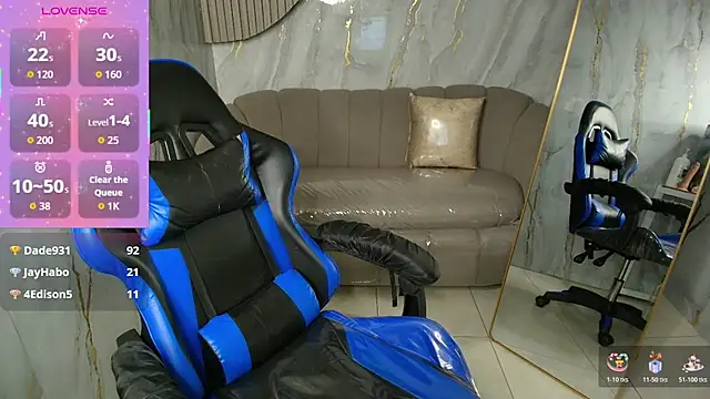 martina1_r's cam snapshot