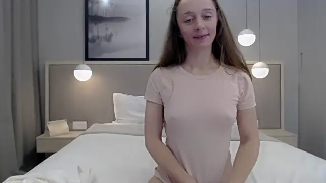 ShySchoolGirl live sex cam