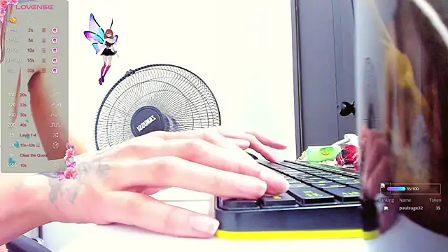 KellyStarlight live sex cam