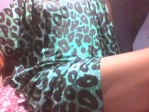 Moongodessy's cam snapshot