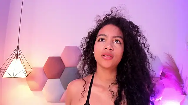 AntonellaHall_'s cam snapshot