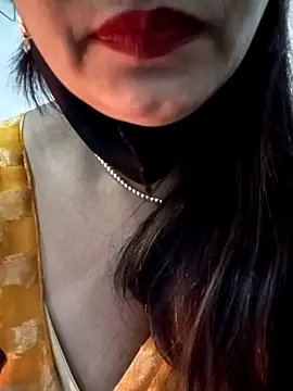 Taniya-2025 live sex cam