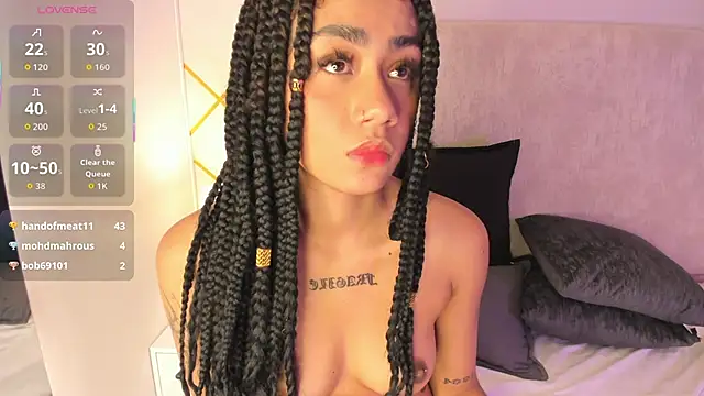 Lilith_Blaze_'s cam snapshot