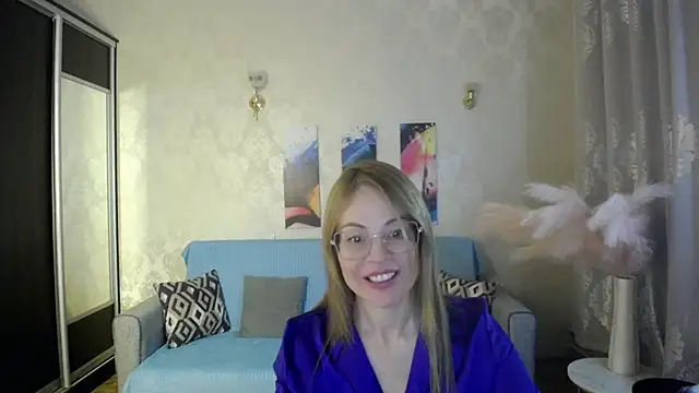 shy_hot_cat's cam snapshot