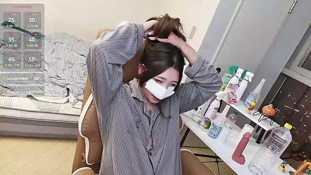 Milk_Sola live sex cam