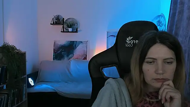 AleksaLaurent's cam snapshot