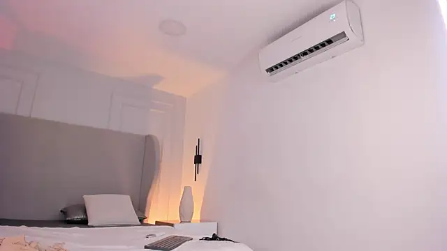 chloe_d's cam snapshot