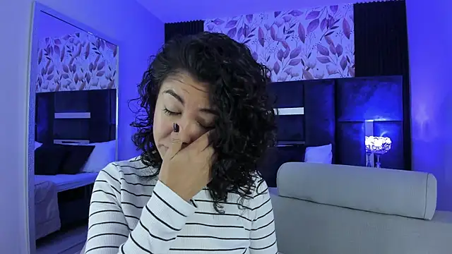 Amareto_'s cam snapshot