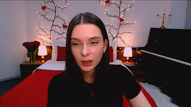 charming_berry's cam snapshot