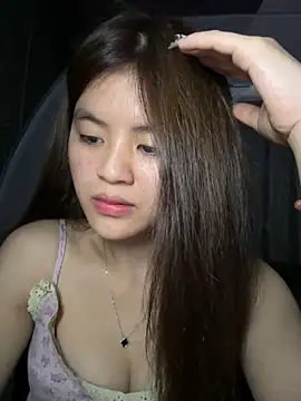 Cheerful-girl's cam snapshot