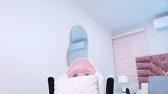 emma_madi's cam snapshot