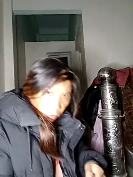 bella-la's cam snapshot