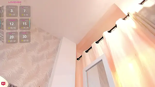 Sally_Azmani_'s cam snapshot