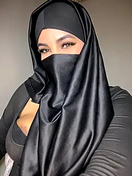 Zeynep-Lahsen's cam snapshot