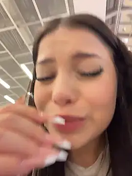 Chloe__Moon live sex cam