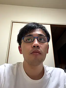 ryusei18570 live sex cam