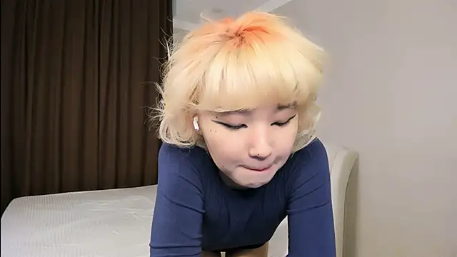 Milla_Aheo live sex cam