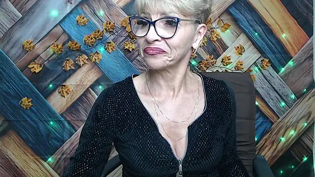 EllaBonito's cam snapshot