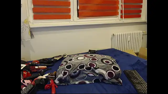 Alexie33's cam snapshot