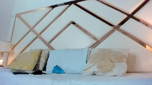 margot_smith_'s cam snapshot