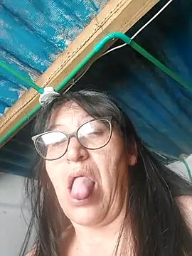 clarita_01's cam snapshot