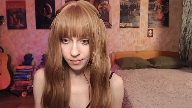 Friendly_Ellie's cam snapshot