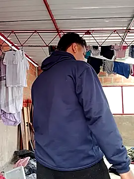 Boycuriousxxx's cam snapshot