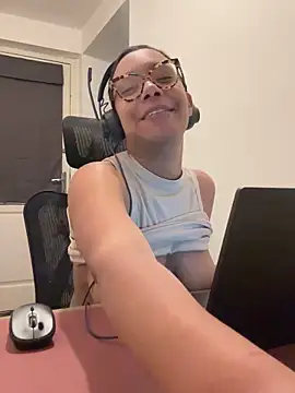 Melia_Rayne's web cam