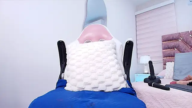 emma_madi's cam snapshot