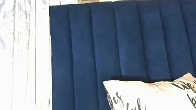 NippleMilkXx's cam snapshot