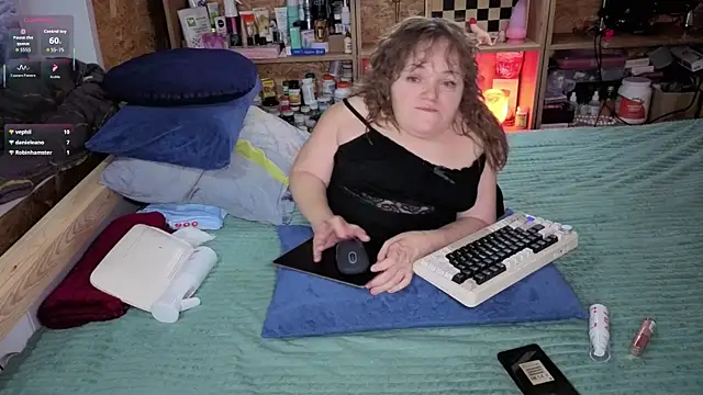 MiniNatalie's cam snapshot