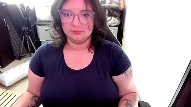 aika-dreams's cam snapshot