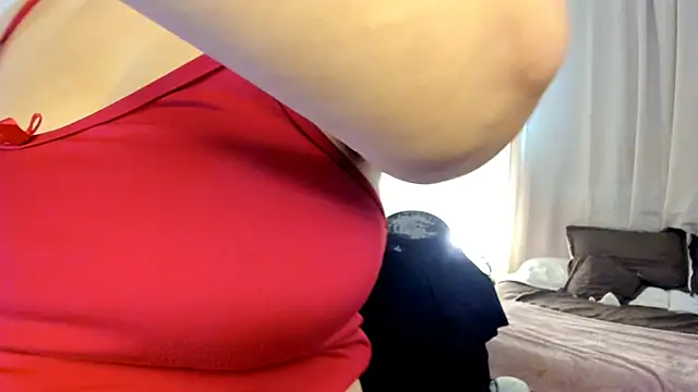 brithany_olson25's cam snapshot