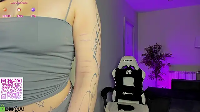 Eva_lovevy's cam snapshot