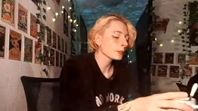 AmyGrok's cam snapshot