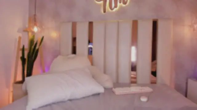 Nicolemorelli2's cam snapshot