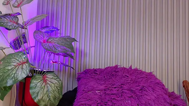 Brandhy_v1's cam snapshot