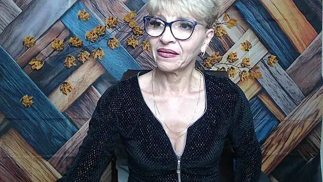 EllaBonito's cam snapshot