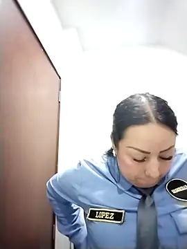 CRISTAL__11's cam snapshot