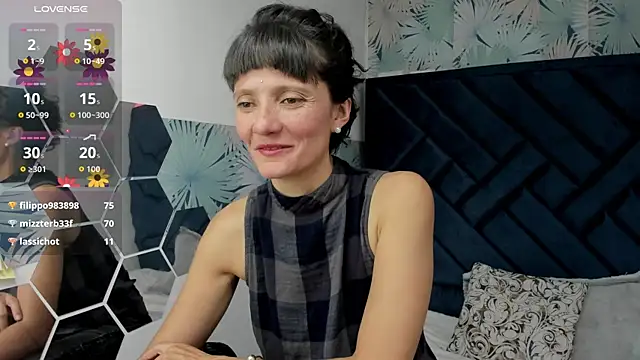 Valery_More__'s cam snapshot