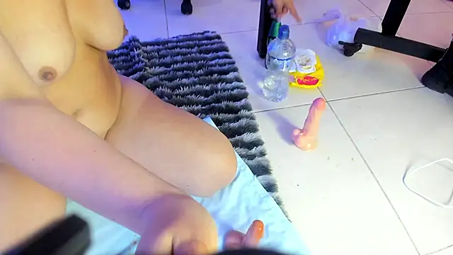 nicolee_millerr live sex cam