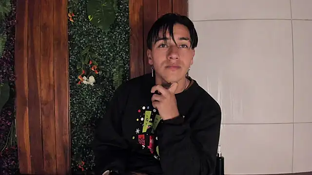 Andy_Joy_'s cam snapshot