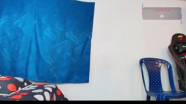 dominant_hipss live sex cam