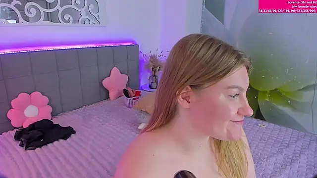 AshleyJoness's cam snapshot