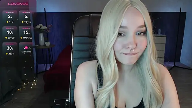 Sexy_Alexia69's cam snapshot