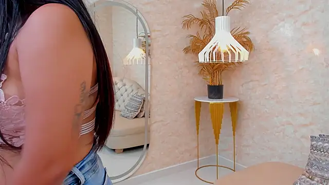 Mai_Bigboobs's cam snapshot