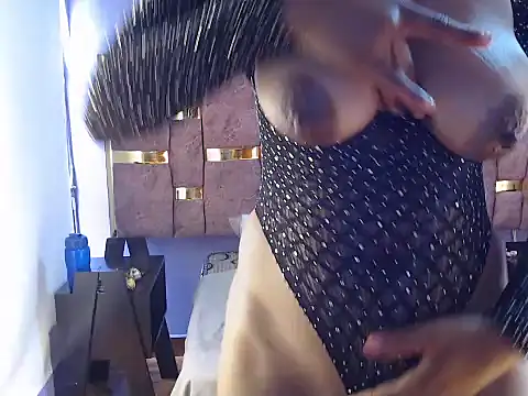 _Caroline34's cam snapshot